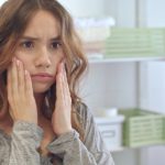 Отеки на лице – причины, как их избежать и что делать